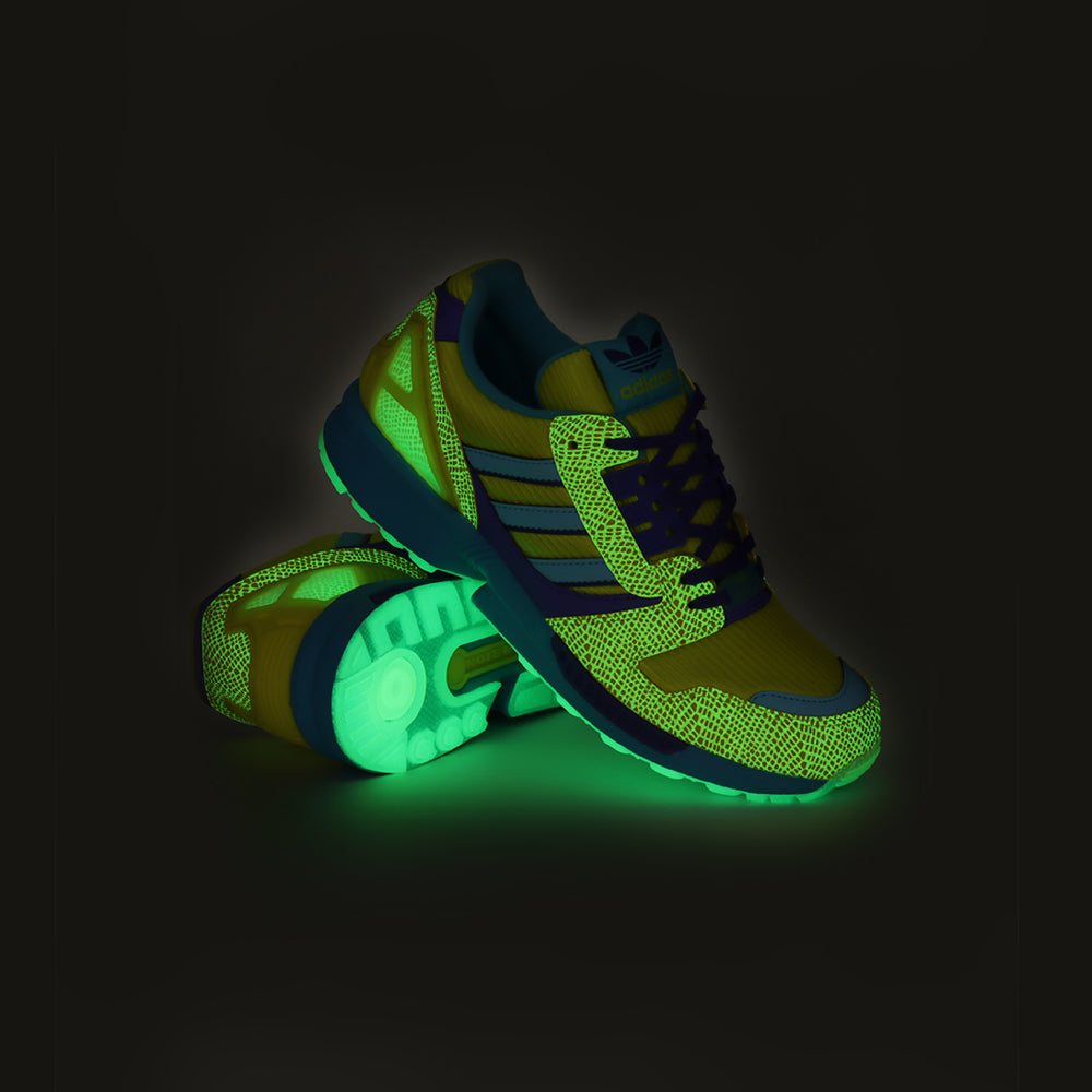 adidas Originals x atmos ZX 8000 "URA"